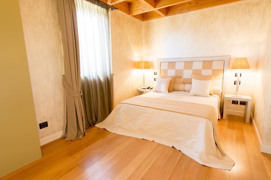 Florian Maison Resort San Paolo d'Argon Zimmer foto